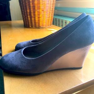 Gray Wedge Aerosole Shoes